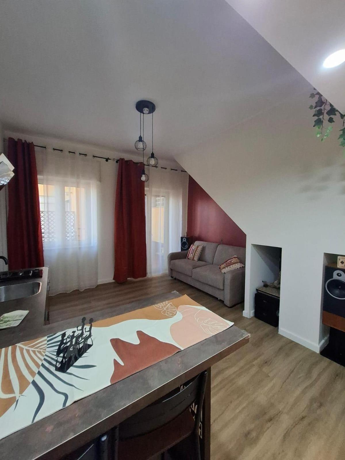 Faccia Gialla Napoli Casa Vacanze Nápoles Exterior foto
